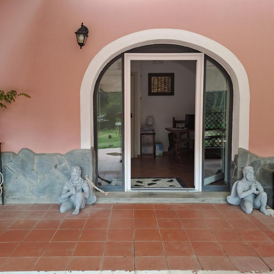 B&B La Casina Rosa La Spezia Valeriano Lunense Eksteriør billede