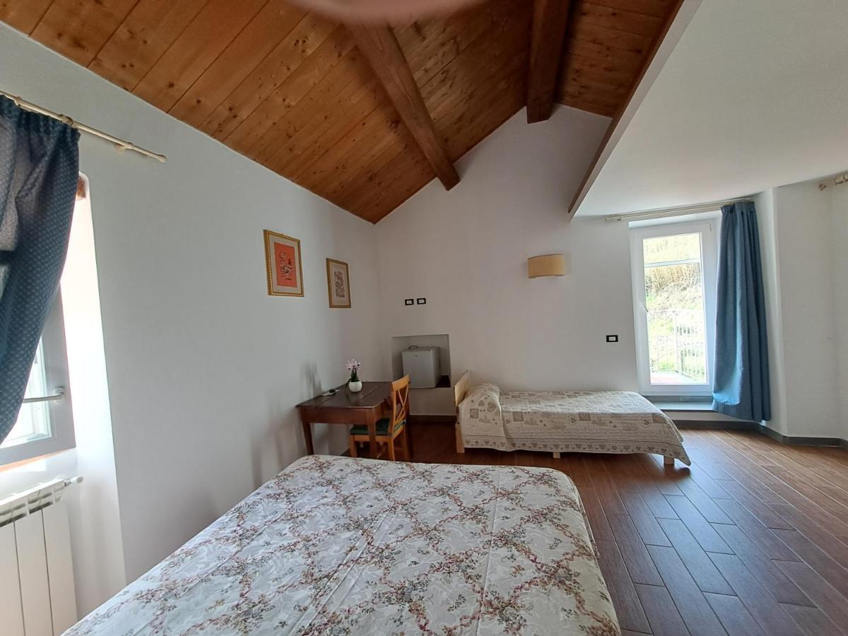 B&B La Casina Rosa La Spezia Valeriano Lunense Eksteriør billede